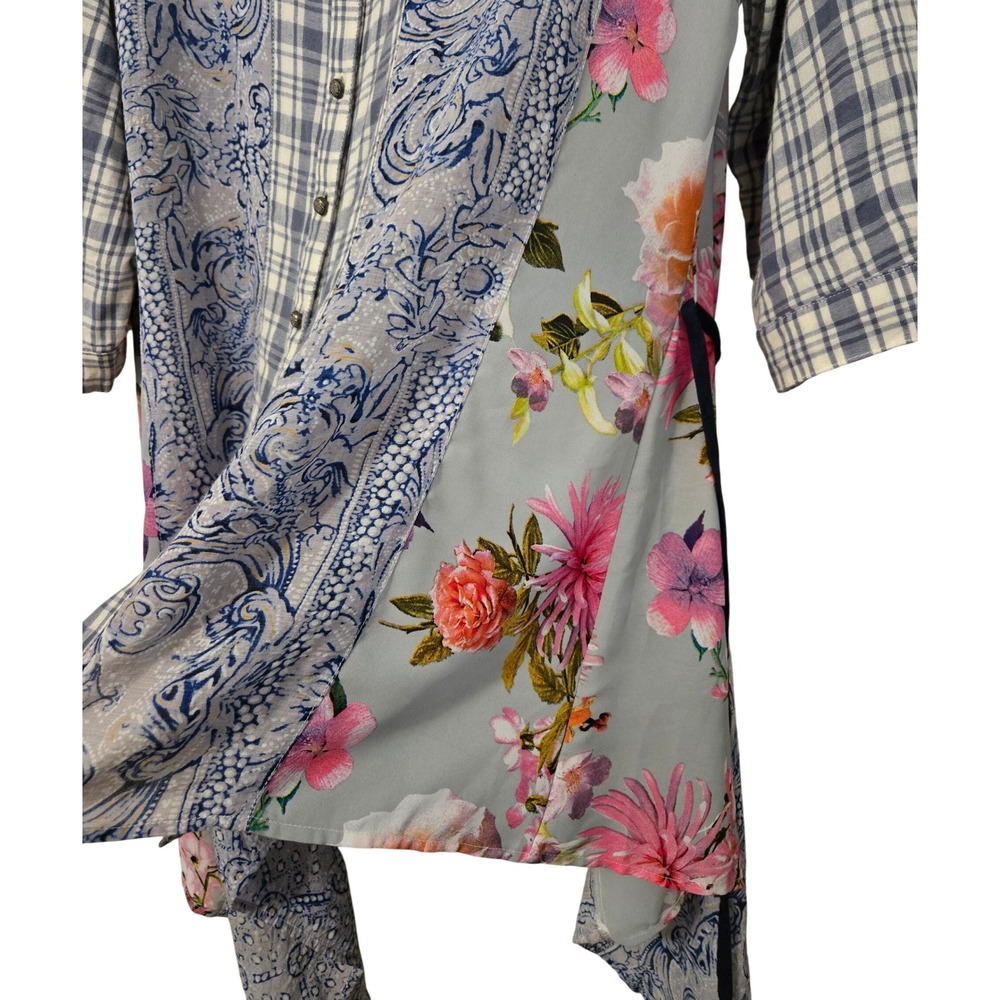 Mixed-Print Blue Floral & Plaid Tunic Shirt - Picture 6 of 16